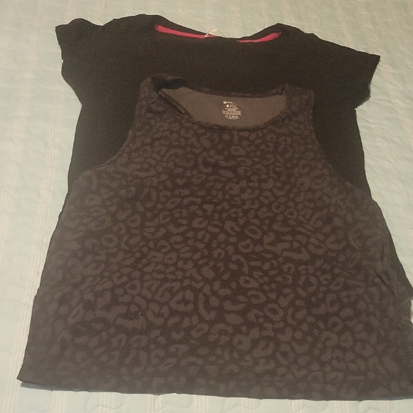 Femme Tops - Workout Shirts Bundle Black and Gray Leopard Print Tank Top
